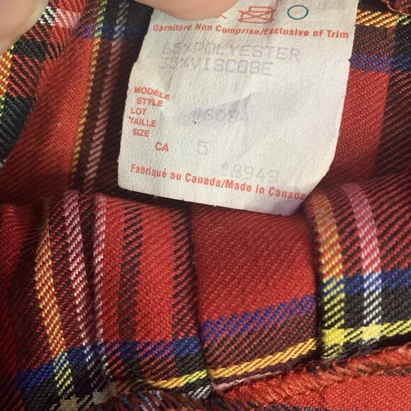 Ice Fire Kilt Canadian Made Women’s Size 5 Red and Green Plaid Vintage - Picture 5 of 8